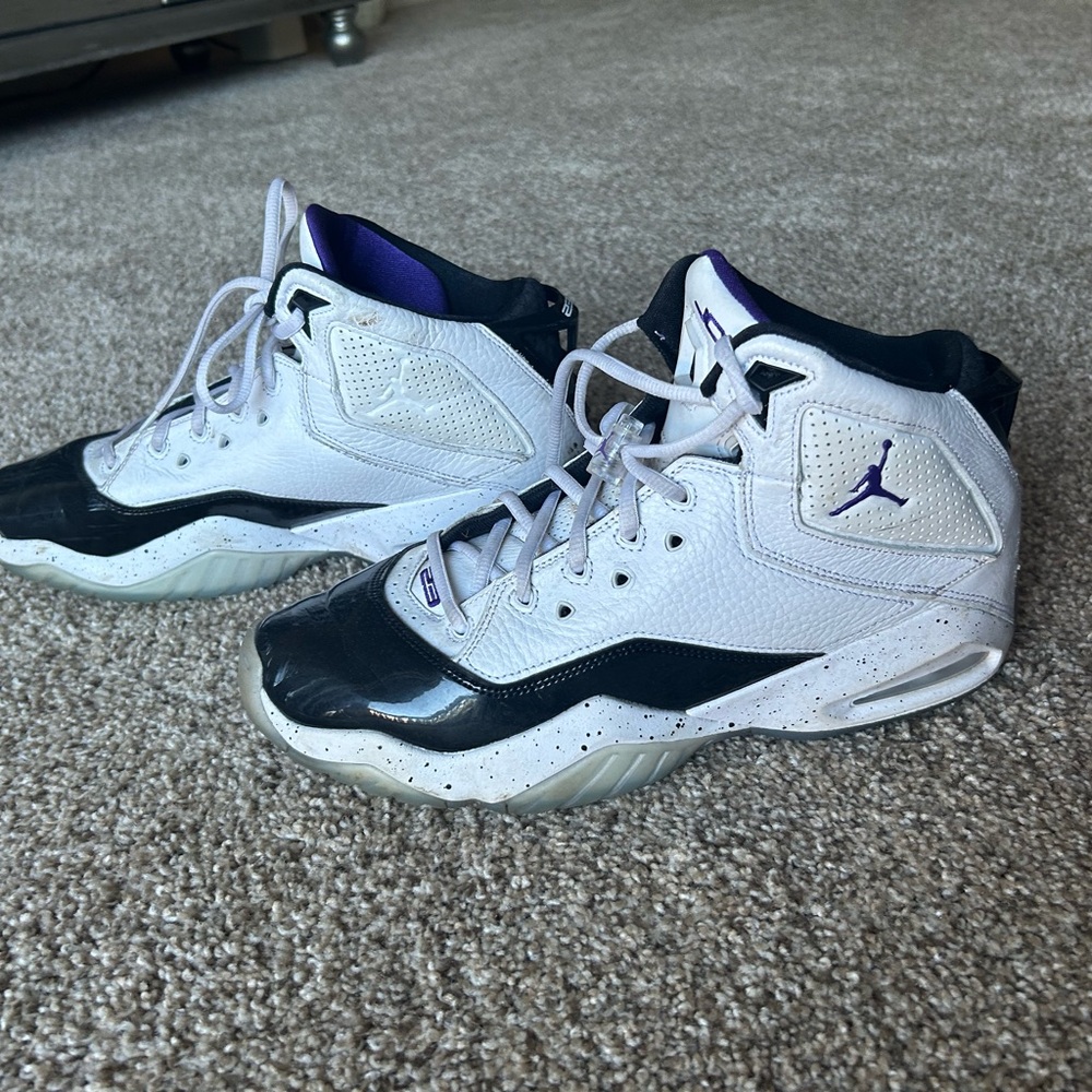 Nike Athletic Shoes White and Black with Purple Accents Nike B Loyal Jordans